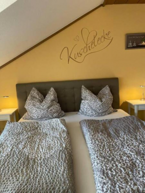 FeWo 57 - Appartement im Rottalblick - Helle Kuschelecke genießen mit Bademantelgang zur Therme, TV und persönlichem Gästeempfang von Astarte Estate